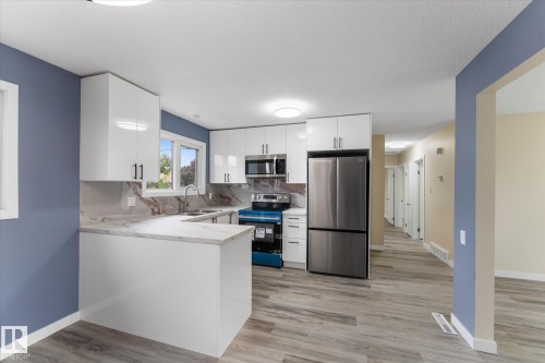 7311 137 Avenue, Edmonton, AB 