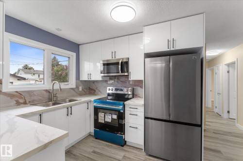 7311 137 Avenue, Edmonton, AB 