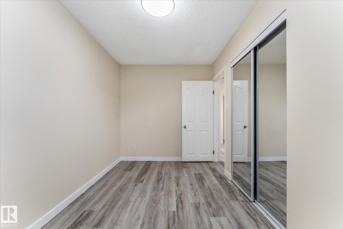 7311 137 Avenue, Edmonton, AB 