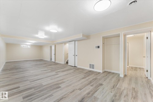 7311 137 Avenue, Edmonton, AB 