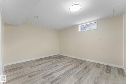 7311 137 Avenue, Edmonton, AB 