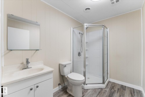 7311 137 Avenue, Edmonton, AB 