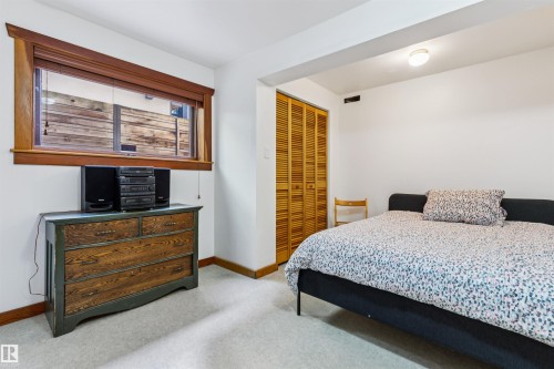 9655 87 Avenue, Edmonton, AB 
