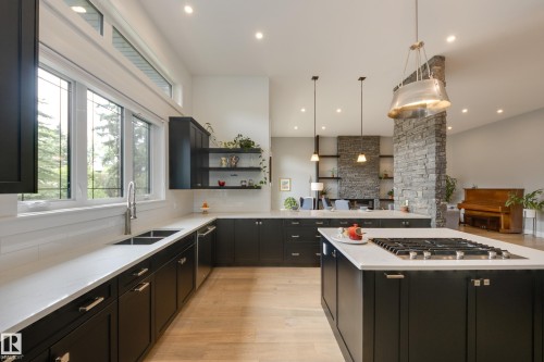 9307 147 Street, Edmonton, AB 