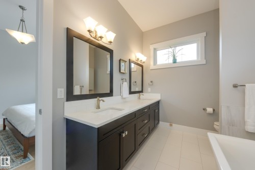 9307 147 Street, Edmonton, AB 
