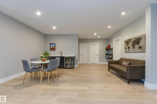 9307 147 Street, Edmonton, AB 