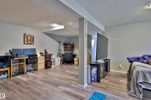 229 Parkview Drive, Wetaskiwin, AB 