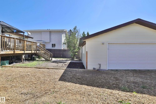 229 Parkview Drive, Wetaskiwin, AB 