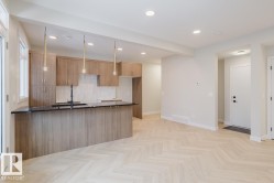 11 16231 19 Avenue Edmonton, AB T6W 5C6