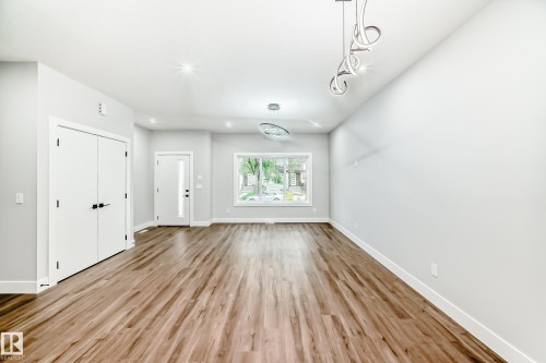 11170 73 Avenue Nw, Edmonton, AB 