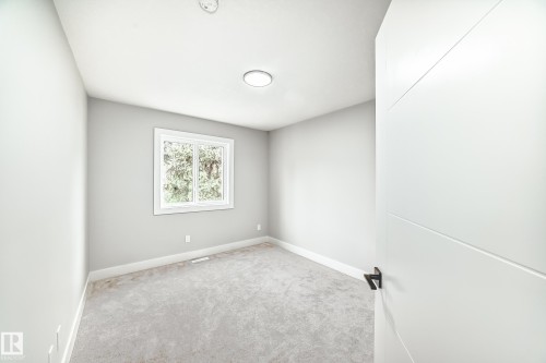 11170 73 Avenue Nw, Edmonton, AB 