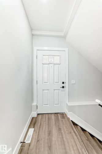 11170 73 Avenue Nw, Edmonton, AB 