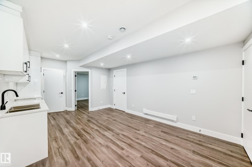 11170 73 Avenue Nw, Edmonton, AB 