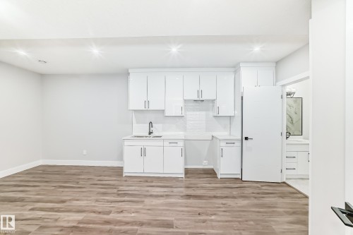 11170 73 Avenue Nw, Edmonton, AB 