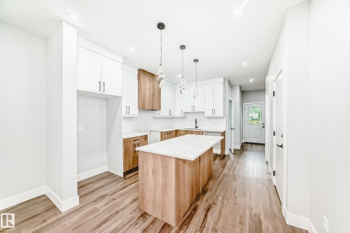 11170 73 Avenue Nw, Edmonton, AB 