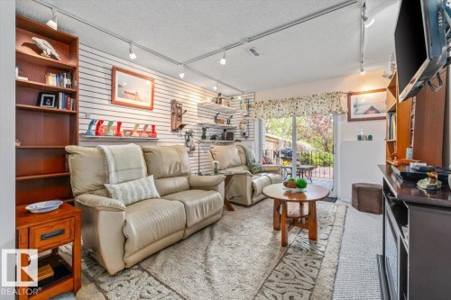 9808 108A, Fort Saskatchewan, AB - Indoor Photo Showing Other Room