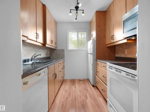 6346 180 Street, Edmonton, AB 