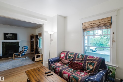 9929 88 Avenue, Edmonton, AB 