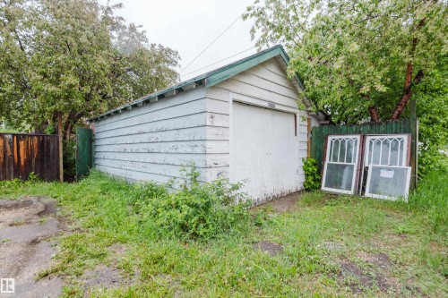 9929 88 Avenue, Edmonton, AB 