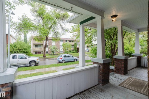 9929 88 Avenue, Edmonton, AB 