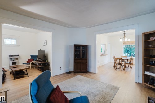 9929 88 Avenue, Edmonton, AB 