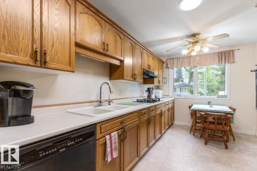29 Greenview Crescent, St. Albert, AB 