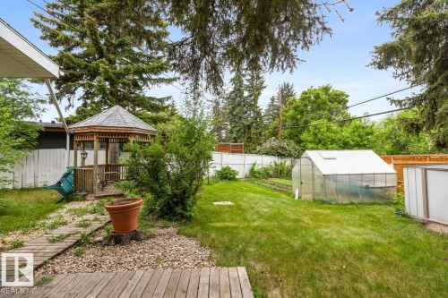 29 Greenview Crescent, St. Albert, AB 