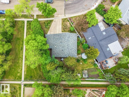 29 Greenview Crescent, St. Albert, AB 