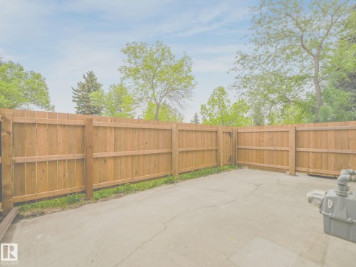 New fencing with gate - 17108 100 Street, Edmonton, AB 