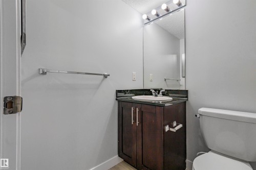 208 107 Watt Common, Edmonton, AB - Indoor Photo Showing Bathroom