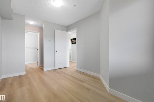 208 107 Watt Common, Edmonton, AB - Indoor Photo Showing Other Room