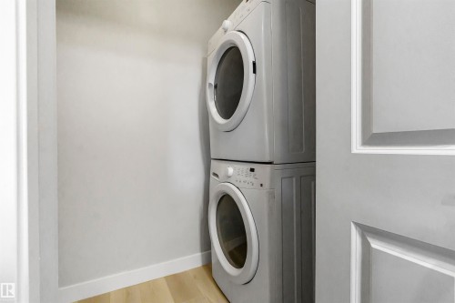 208 107 Watt Common, Edmonton, AB - Indoor Photo Showing Laundry Room