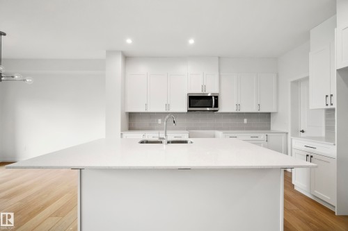 20731 24 Avenue, Edmonton, AB 