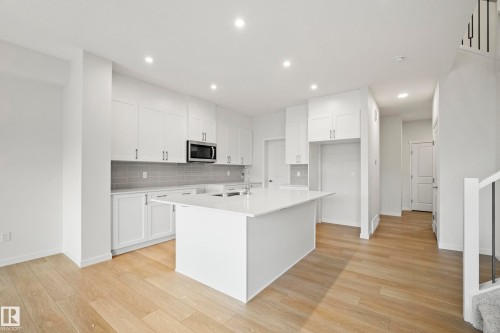 20731 24 Avenue, Edmonton, AB 