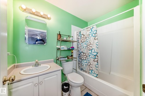 8317 160A Avenue, Edmonton, AB 