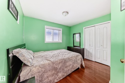 8317 160A Avenue, Edmonton, AB 
