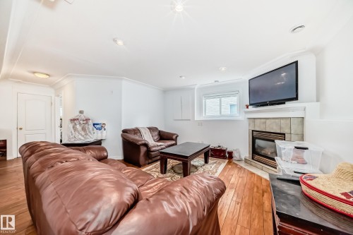 8317 160A Avenue, Edmonton, AB 