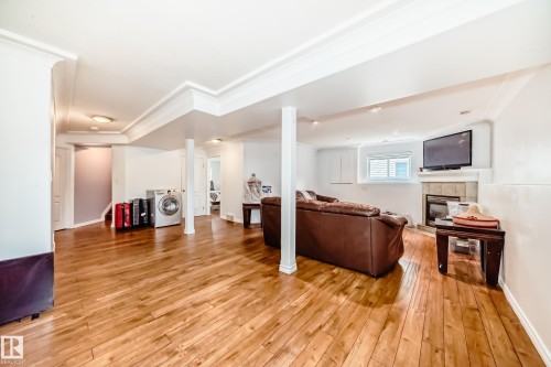 8317 160A Avenue, Edmonton, AB 