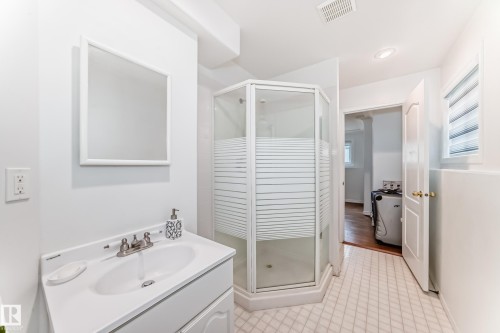 8317 160A Avenue, Edmonton, AB 