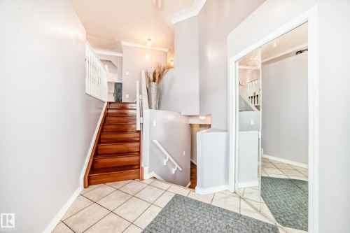8317 160A Avenue, Edmonton, AB 