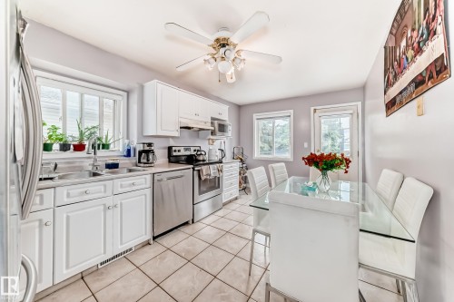 8317 160A Avenue, Edmonton, AB 