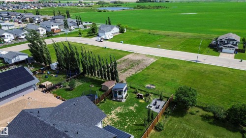 22 Monterey Estates, Wetaskiwin, AB 