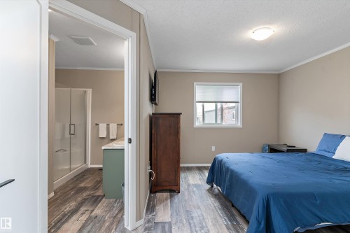 86 Meadowview Road, Morinville, AB - Indoor Photo Showing Bedroom