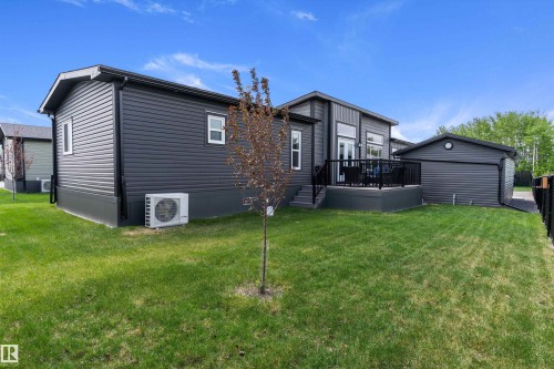 86 Meadowview Road, Morinville, AB - Outdoor