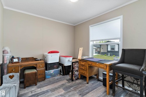 86 Meadowview Road, Morinville, AB - Indoor Photo Showing Office