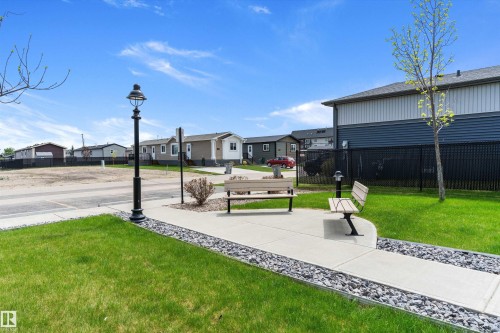 86 Meadowview Road, Morinville, AB - Outdoor