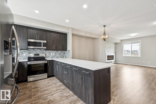 739 Allard Boulevard, Edmonton, AB 
