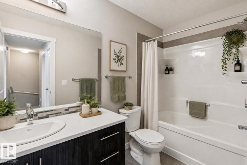 739 Allard Boulevard, Edmonton, AB 