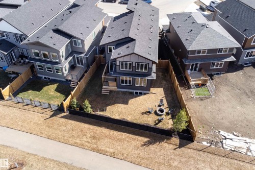 18 Kiwyck Link, Spruce Grove, AB 