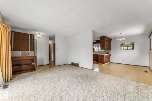 11008 162A Avenue, Edmonton, AB 